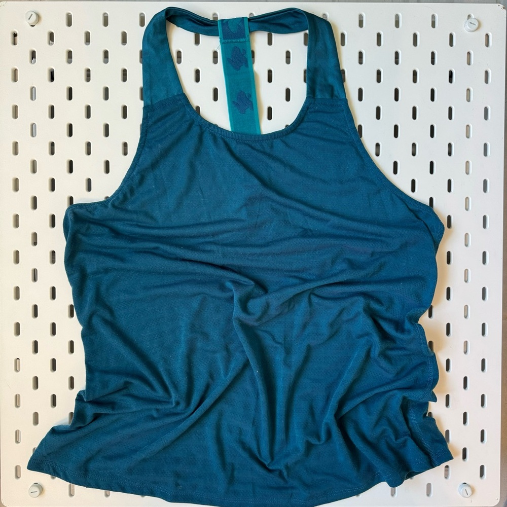 Rabbit T-back tank Sz L